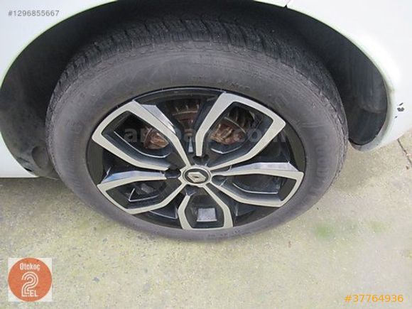 Otokoç 2. El Kocaeli 'den Renault Clio 1.5 DCI ICON EDC
