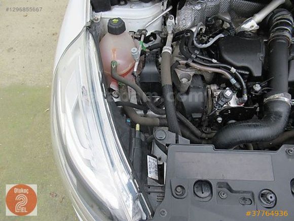 Otokoç 2. El Kocaeli 'den Renault Clio 1.5 DCI ICON EDC