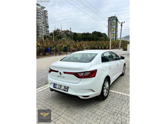 2019 1.5 Dizel Otomatik Megane 120 bin km de