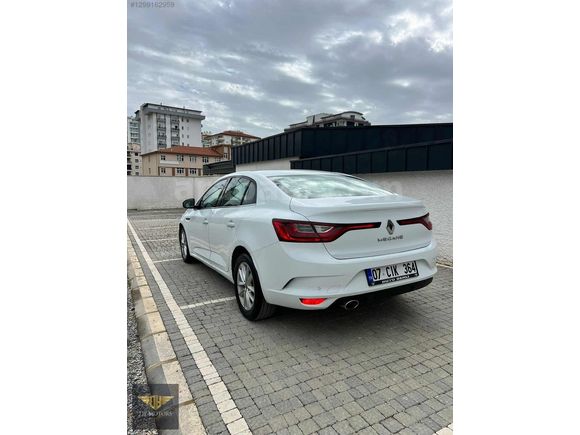 2019 1.5 Dizel Otomatik Megane 120 bin km de