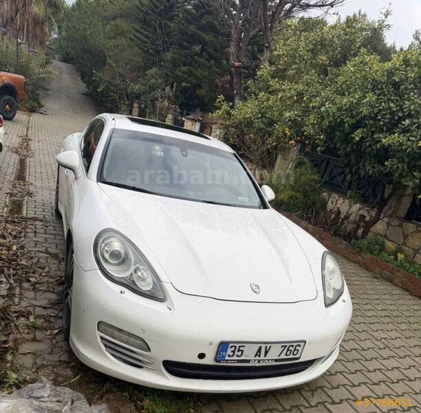 Sahibinden Porsche Panamera 4S 2010 Model İzmir 180.000 km Beyaz 1