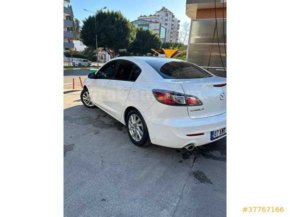 Sahibinden Mazda 3 1.6 Impressive 2013 Model 