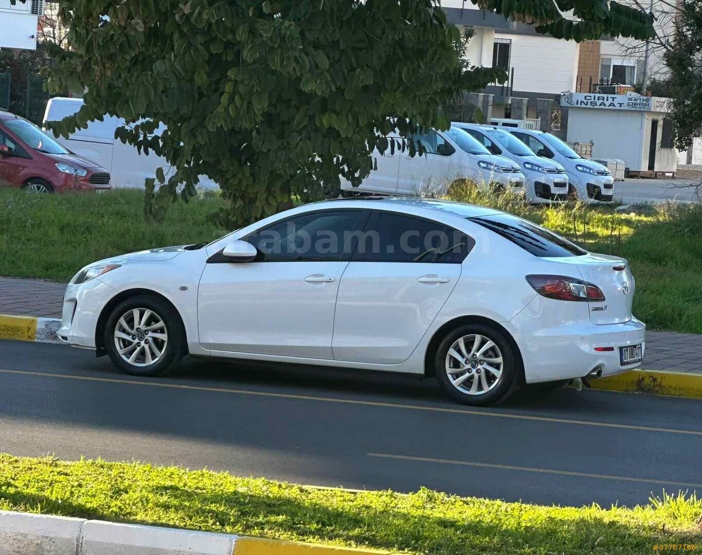 Sahibinden Mazda 3 1.6 Impressive 2013 Model Antalya 99.000 km Beyaz 6