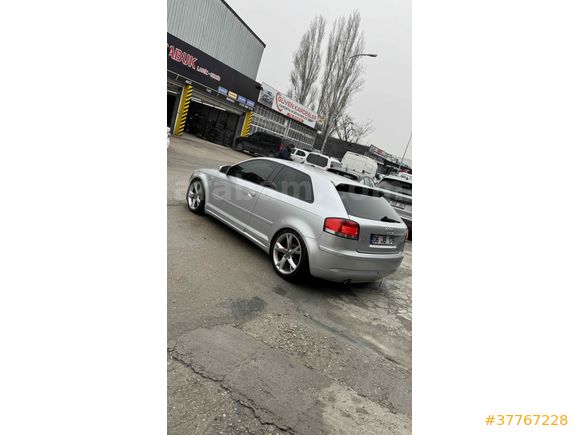 Sahibinden Audi A3 Sportback 1.6 Standart 2004 Model  
Gri (Gümüş)