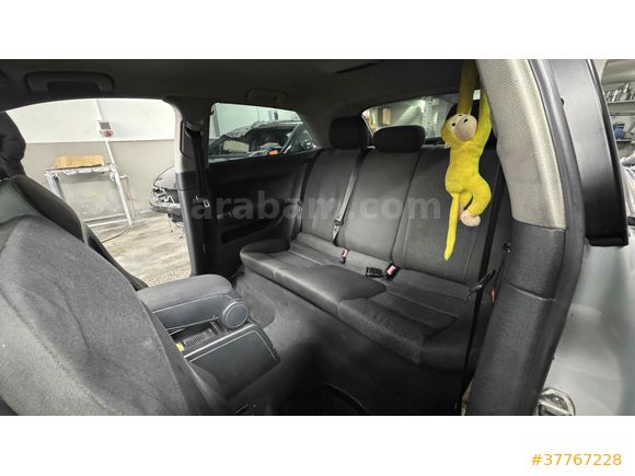 Sahibinden Audi A3 Sportback 1.6 Standart 2004 Model  
Gri (Gümüş)