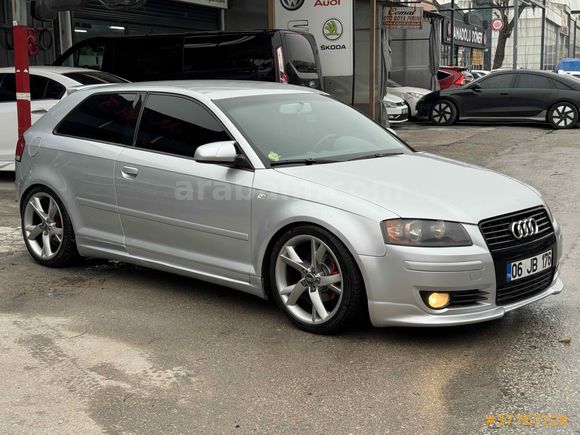 Sahibinden Audi A3 Sportback 1.6 Standart 2004 Model  
Gri (Gümüş)