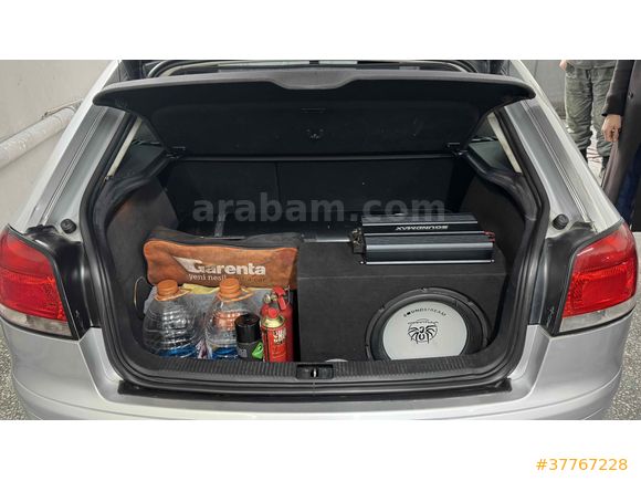 Sahibinden Audi A3 Sportback 1.6 Standart 2004 Model  
Gri (Gümüş)