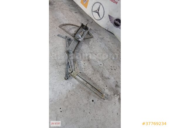 2002-2006 OPEL COMBO SAĞ ÖN CAM KRİKOSU