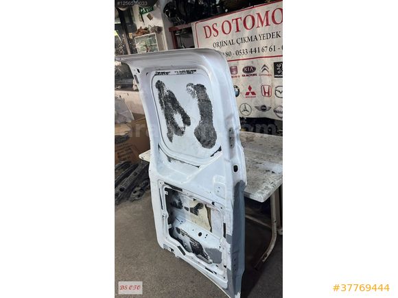 2015-2019 FORD TRANSİT CUSTOM SOL BAGAJ KAPAĞI