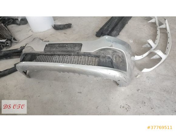 2017-2020 RENAULT TRAFİC ÖN TAMPON