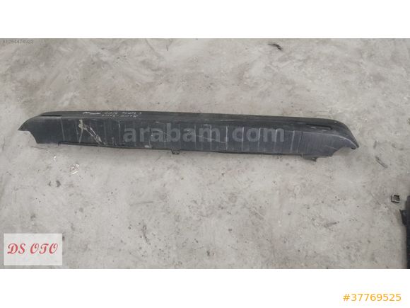2013-2018 RENAULT TRAFİC ARKA TAMPON