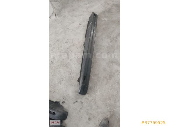 2013-2018 RENAULT TRAFİC ARKA TAMPON