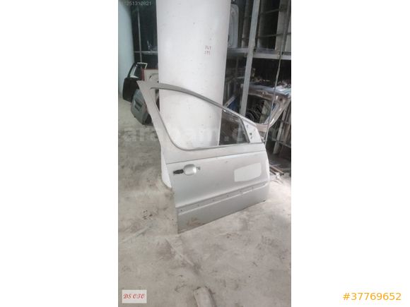 2001-2004 MERCEDES VANEO SAĞ ÖN KAPI
