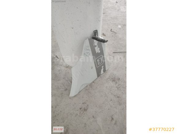 2014-2019 RENAULT TRAFİC SAĞ ÖN ÇAMURLUK