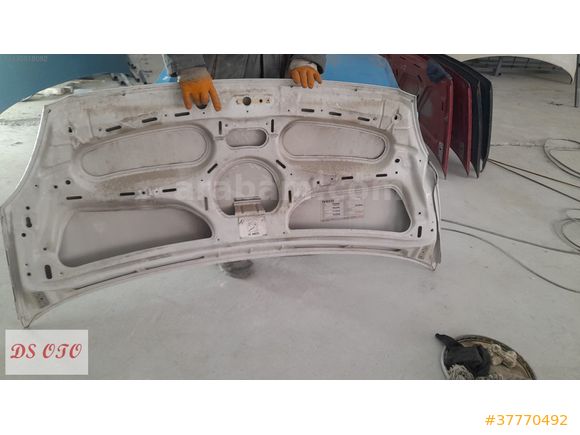 2010-2014 İVECO DALLY MOTOR KAPUTU