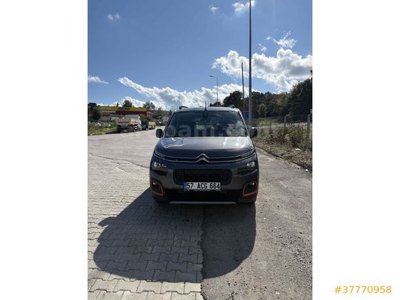 Sahibinden Citroen Berlingo 1.5 BlueHDI Shine Bold 2022 Model 