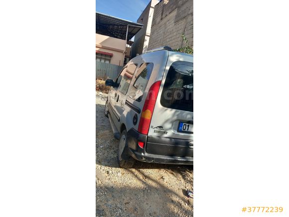 Sahibinden Renault Kangoo 1.4 Pampa 2000 Model yarısı nakit yarısı kredi kartına taksit yapılır