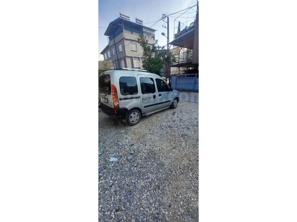 Sahibinden Renault Kangoo 1.4 Pampa 2000 Model yarısı nakit yarısı kredi kartına taksit yapılır