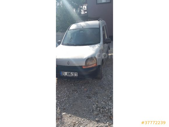 Sahibinden Renault Kangoo 1.4 Pampa 2000 Model yarısı nakit yarısı kredi kartına taksit yapılır