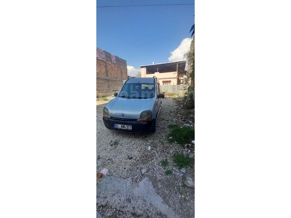 Sahibinden Renault Kangoo 1.4 Pampa 2000 Model yarısı nakit yarısı kredi kartına taksit yapılır