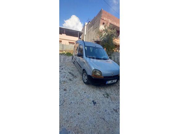 Sahibinden Renault Kangoo 1.4 Pampa 2000 Model yarısı nakit yarısı kredi kartına taksit yapılır