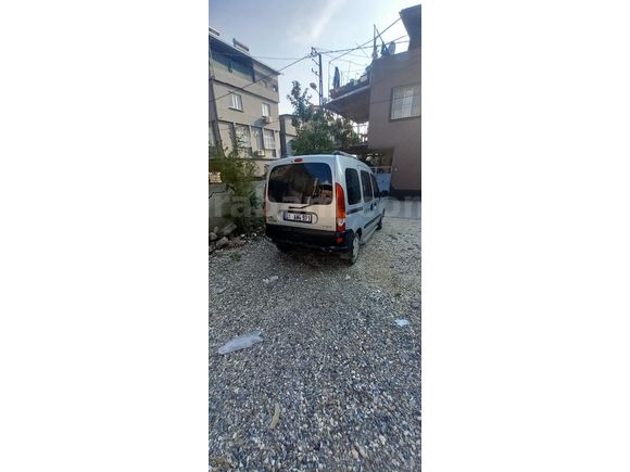 Sahibinden Renault Kangoo 1.4 Pampa 2000 Model yarısı nakit yarısı kredi kartına taksit yapılır