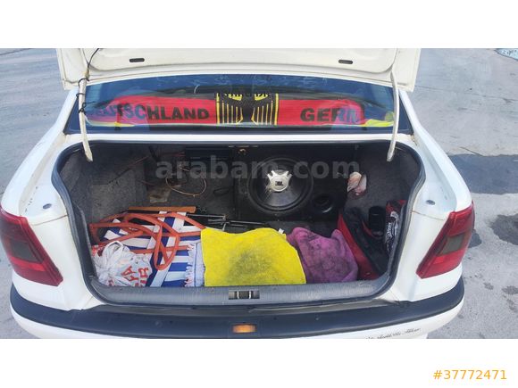 Klimalı Opel Astra sedan