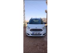 Sahibinden Ford Tourneo Courier 1.6 TDCi Titanium Plus 2016 Model ufakta olsa pazarlık vardır