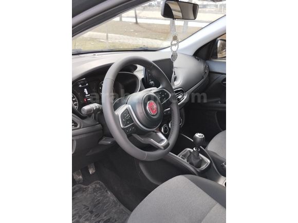 Sahibinden Fiat Egea 1.4 Fire Easy Plus 2023 Model 11.000 km Mavi