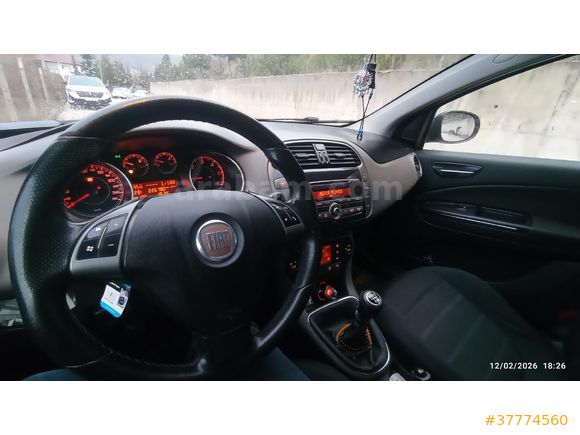 Sahibinden Fiat Bravo 1.6 Mjet Dynamic Plus 2011 Model  226.700 km Gri (metalik)