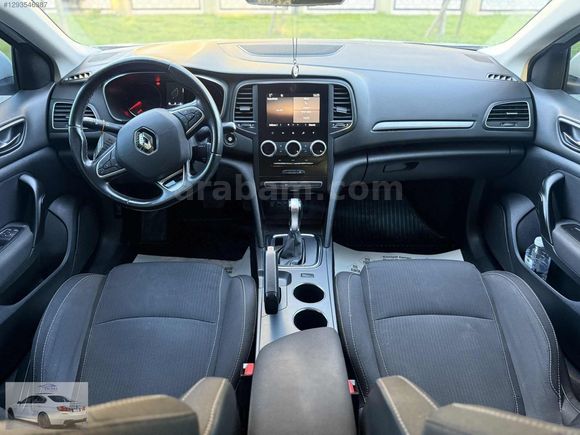 MEGANE 1.5 BLUE DCİ TOUCH OTOMATİK