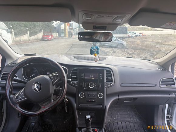 Sahibinden Renault Megane 1.6 Joy 2017 Model 
