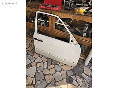 MERCEDES BENZ W124 SAĞ ÖN KAPI BEYAZ RENK
