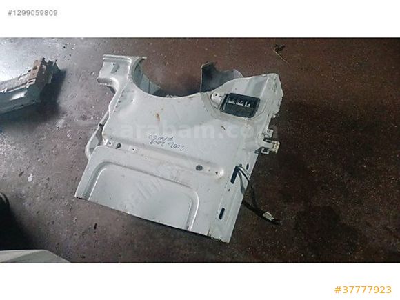 2002-2008 RENAULT KANGOO SAĞ ARKA ÇAMURLUK