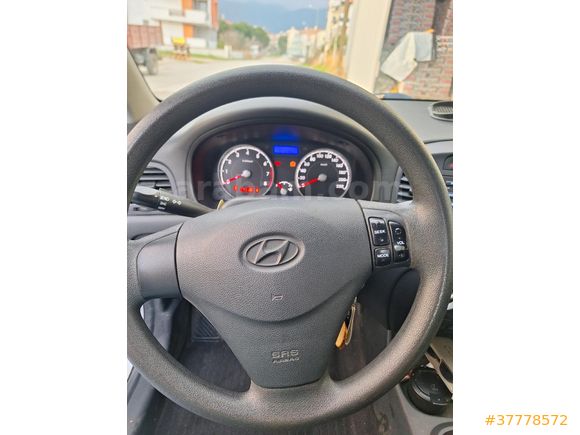 SAHİBİNDEN – 2009 MODEL HYUNDAI ACCENT ERA TEAM | KLİMALI | ABS | ORJİNAL KM