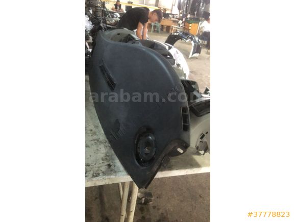 2004-2010 RENAULT TRAFİC ÖN TORPİDO VE GÖĞÜS
