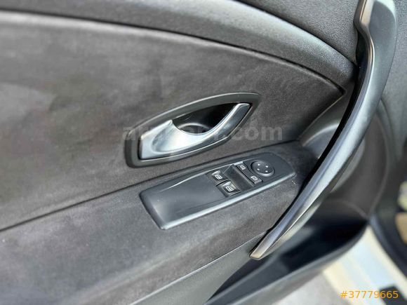 Sahibinden Renault Megane 1.4 T Impressor 2011 Model 