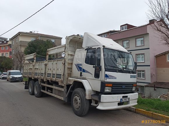 Sahibinden Ford Trucks Cargo 2520 D18 DS (4x2)