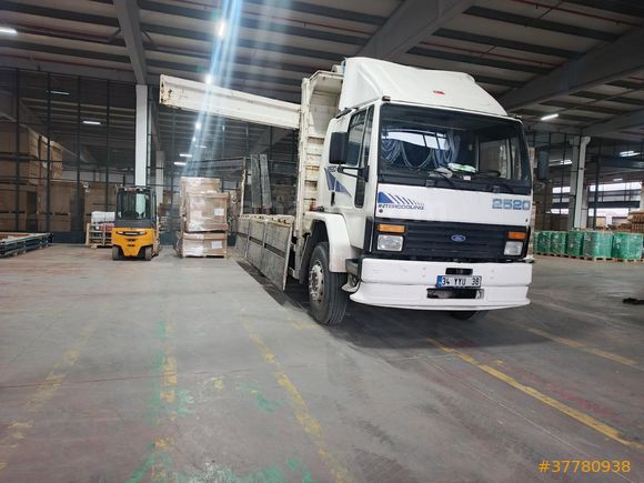 Sahibinden Ford Trucks Cargo 2520 D18 DS (4x2)