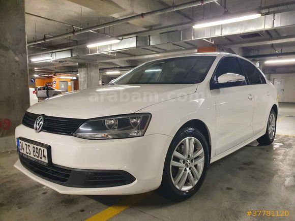 Sahibinden Volkswagen Jetta 1.6 TDi Trendline 2013 Model  316.000 km Beyaz