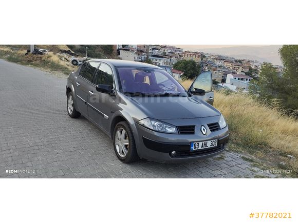 Sahibinden Renault Megane 1.5 dCi Dynamique 2004 Model  275.000 km Kahverengi