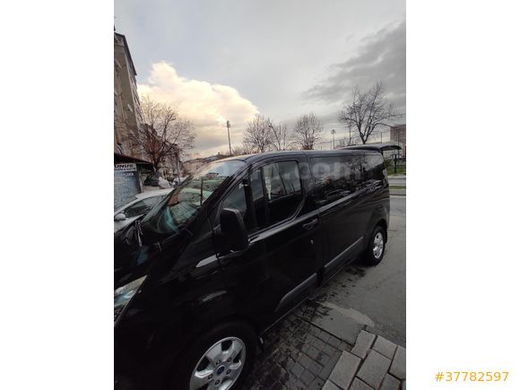 Sahibinden Ford Transit Custom 310 S Delux 2017 Model  200.000 km Siyah