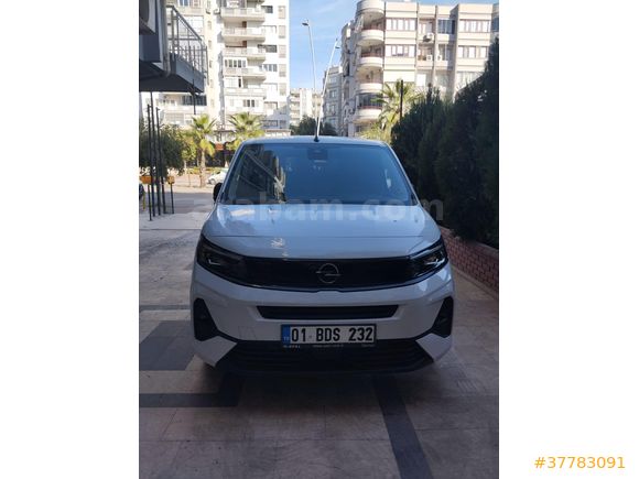 Sahibinden Opel Combo 1.5 CDTI Ultimate XL 2025 Model