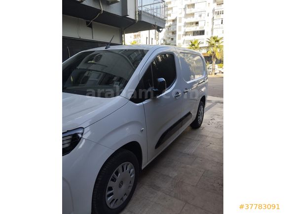 Sahibinden Opel Combo 1.5 CDTI Ultimate XL 2025 Model