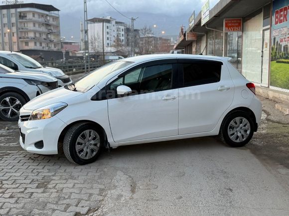 TEMİZ AİLE ARABASI