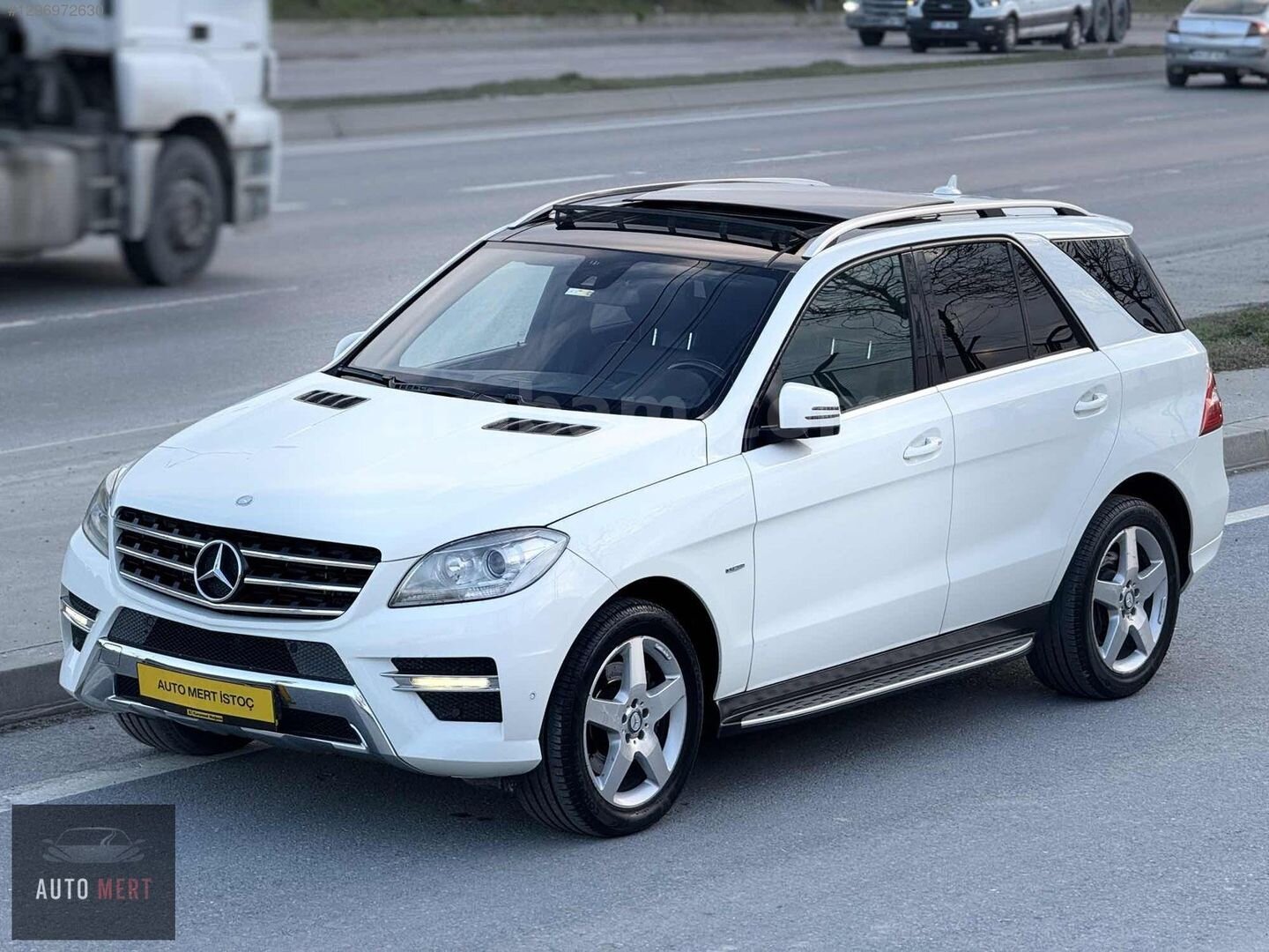 Galeriden Mercedes - Benz ML 350 AMG 2012 Model İstanbul 242.000 km Beyaz 1
