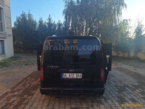 Sahibinden Ford Transit Connect K210 S GLX 2013 Model  200.000 km Siyah