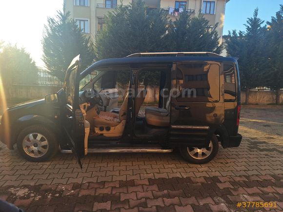 Sahibinden Ford Transit Connect K210 S GLX 2013 Model  200.000 km Siyah