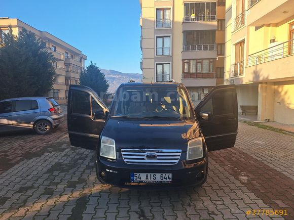 Sahibinden Ford Transit Connect K210 S GLX 2013 Model  200.000 km Siyah