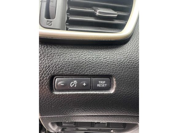 2015 MODEL NİSSAN QASHQAİ 1.5 DCİ BLACK EDİTİON CAM TAVANLI